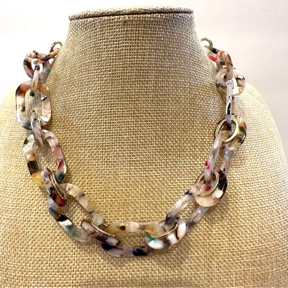 Loft Necklace - gold tone & faux tortoise - acrylic links: tan, blue green, pink - Picture 1 of 8